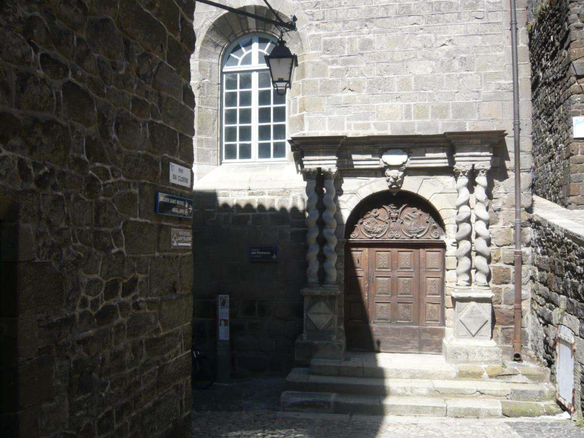 Ferienwohnung Le Petit St Clair Le Puy-en-Velay Exterior foto