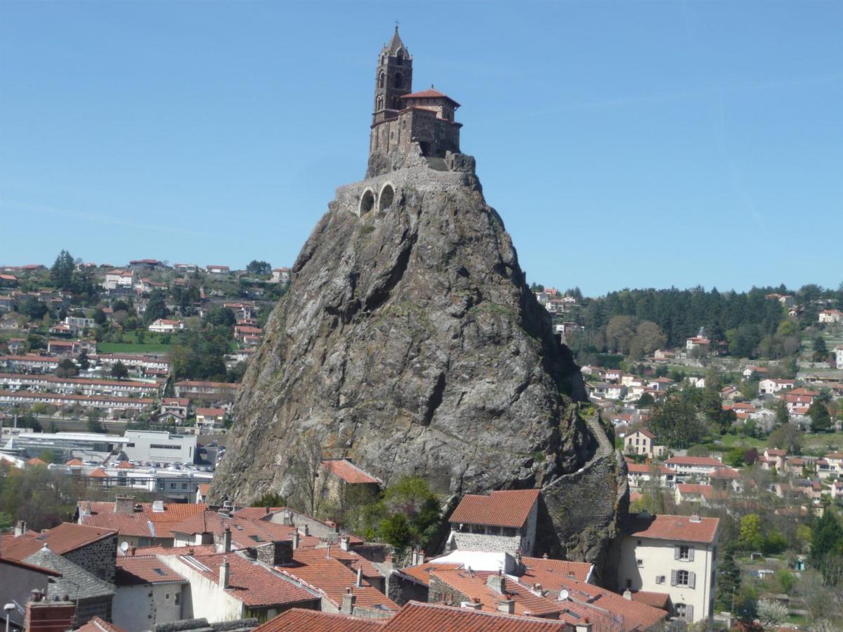 Ferienwohnung Le Petit St Clair Le Puy-en-Velay Exterior foto